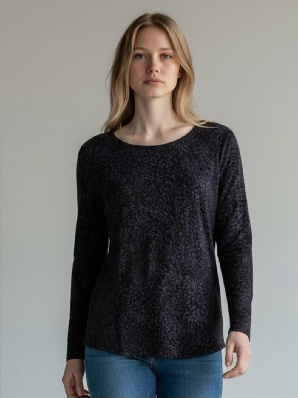 Chico's Leopard Print Purple & Black Long Sleeve Scoop Neck Top - Picture 2 of 9